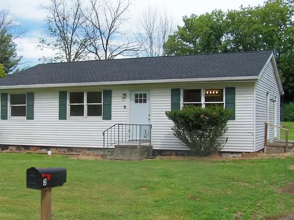 3 Englewood Dr, Tunkhannock, PA 18657