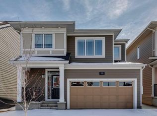 25 N Yorkstone Row SW, Calgary, AB T2X5H4