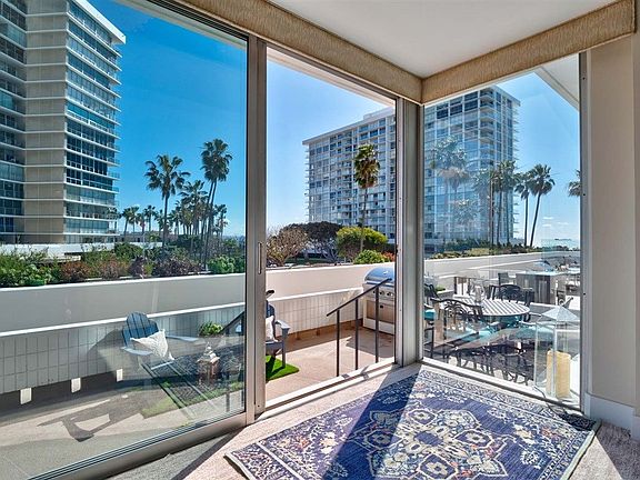 5th image of 1810 Avenida Del Mundo Unit 109
