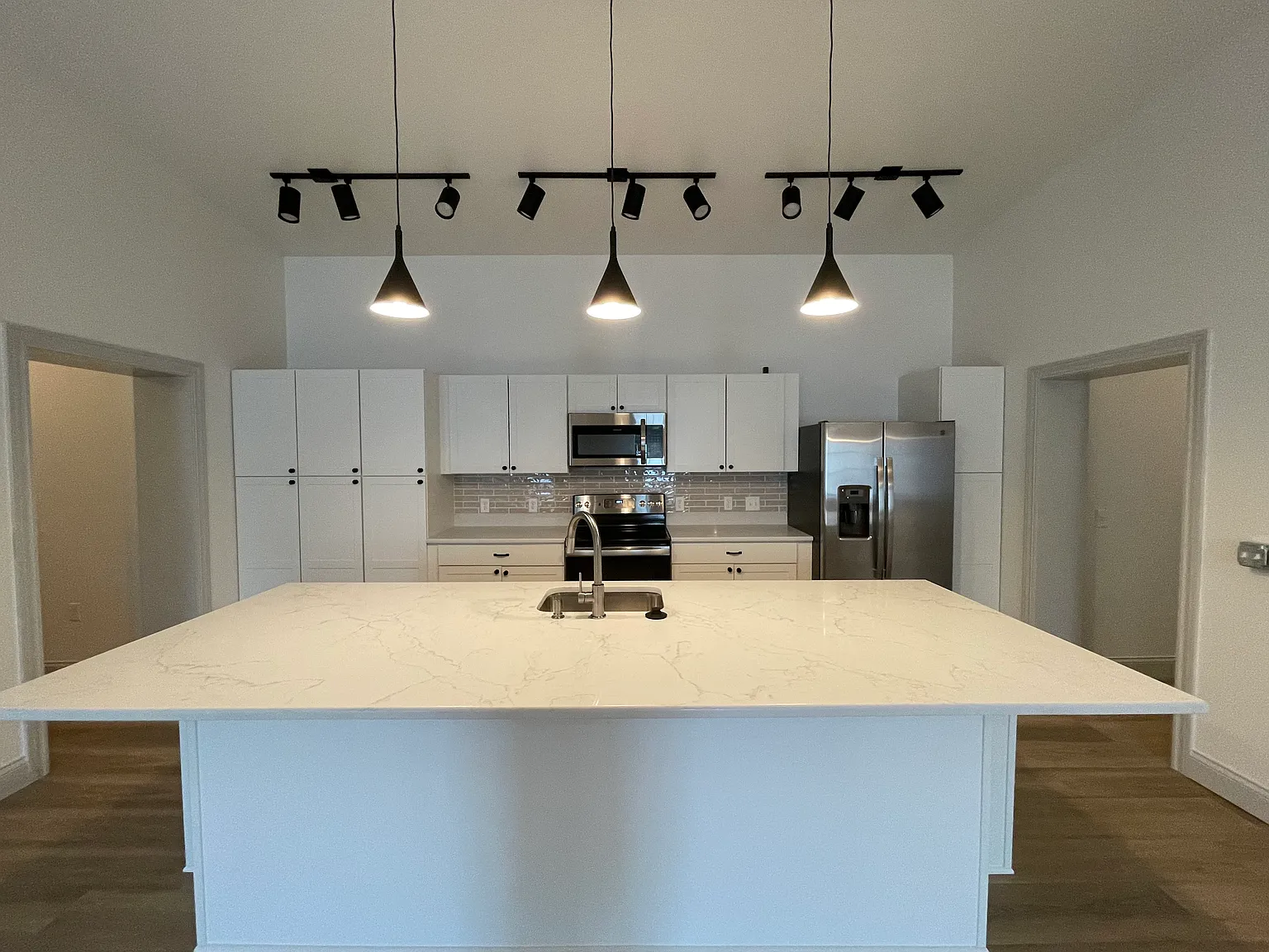 3 bed, 1435 sqft, $1,675 — Photo 4
