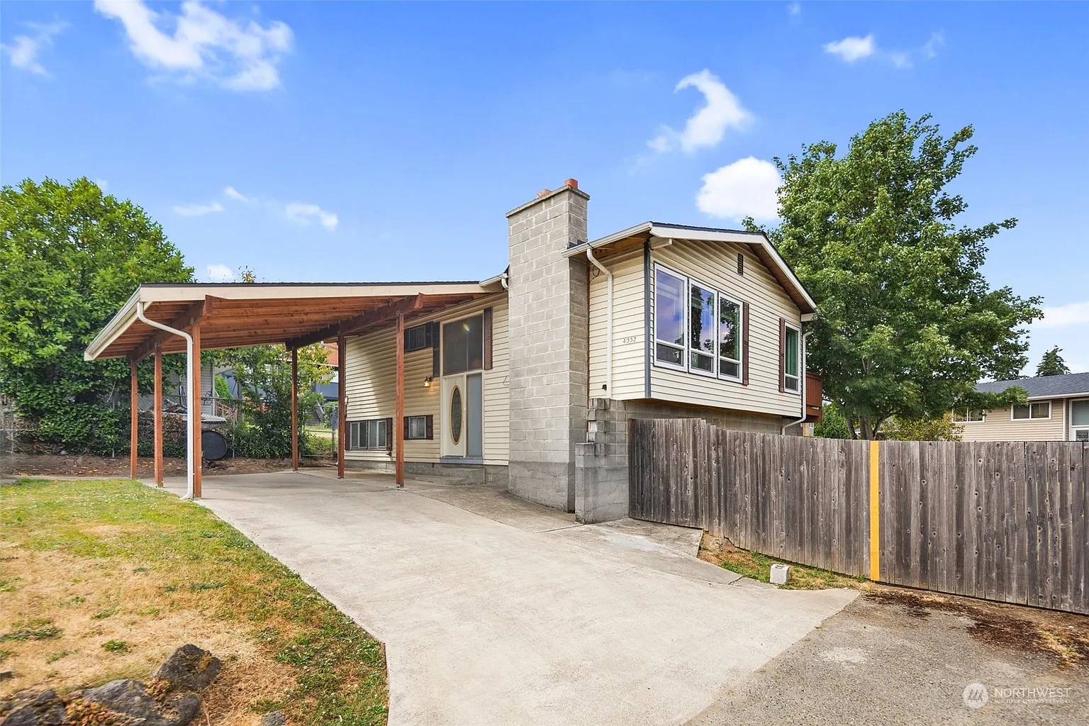 4332 S Holden St. photo 1