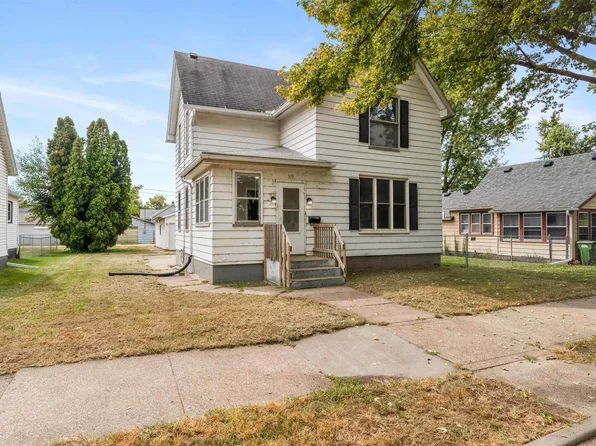 319 4th Ave N, Clinton, IA 52732