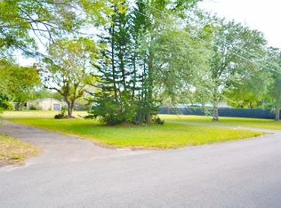 11035 SW 93rd St, Miami, FL 33176