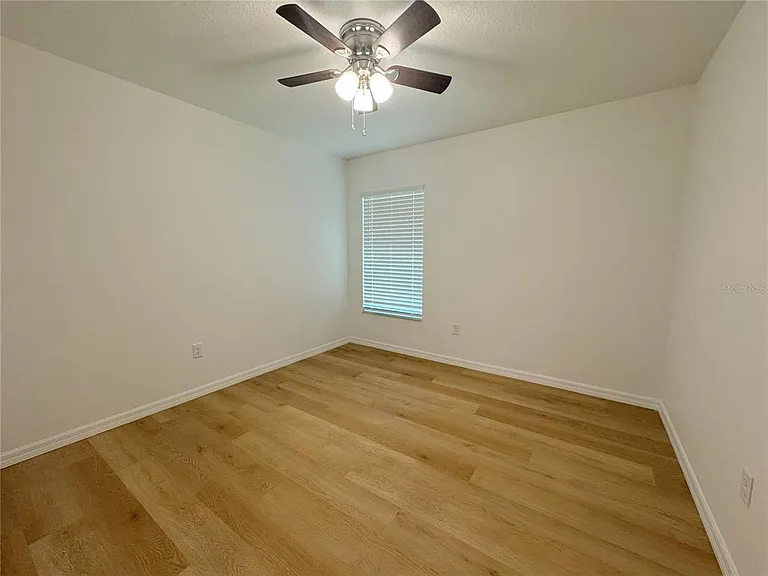 826 Birch Ave — Photo 11