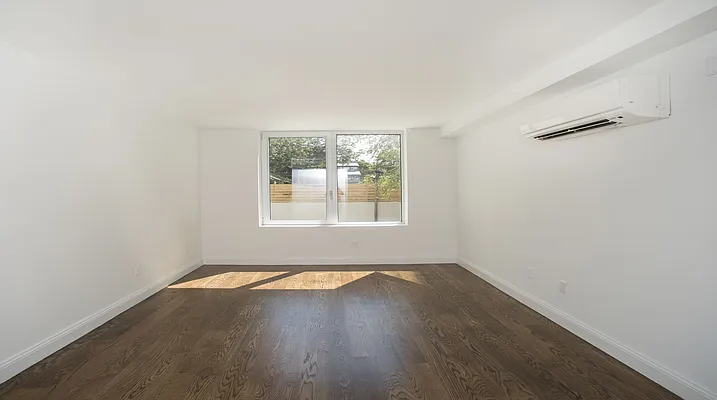 Rented by Mark T. Mallek, LREB | media 18