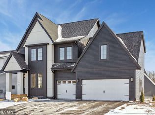 13893 Lake Pointe Rd NE, Prior Lake, MN 55372