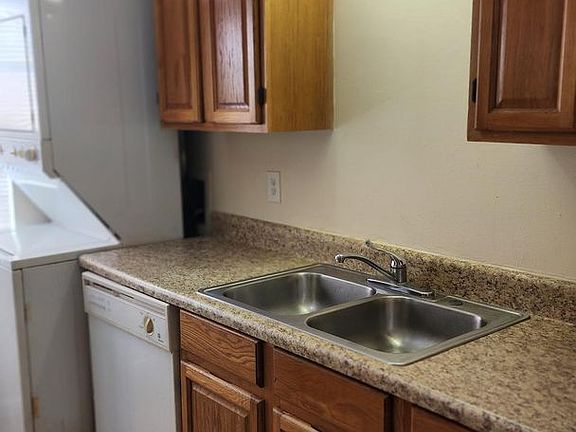 4th image of 8344-3 Homeport Ct