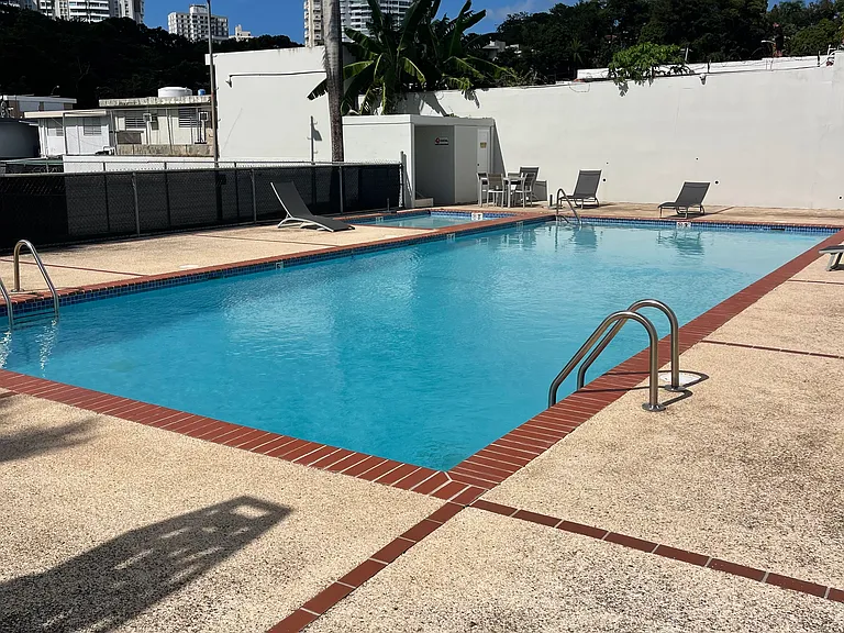 100 Marginal Martinez Nadal Granada Park — Photo 17
