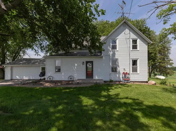 6347 E 400th St, Lynn Center, IL 61262