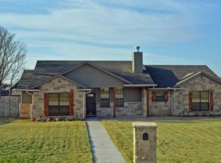 1200 Thomas Ln, Graham, TX 76450