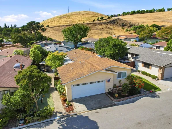 213 Mountain Springs Dr #213, San Jose, CA 95136