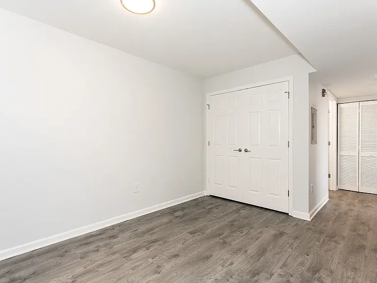3833 Hoosier Woods Ct — Photo 22
