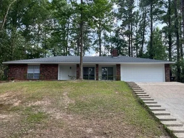 3 Chalmett Cir, Hattiesburg, MS 39402