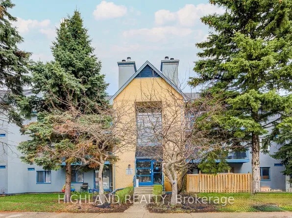 95 Trailwood Dr #1033, Mississauga, ON L4Z 3L2