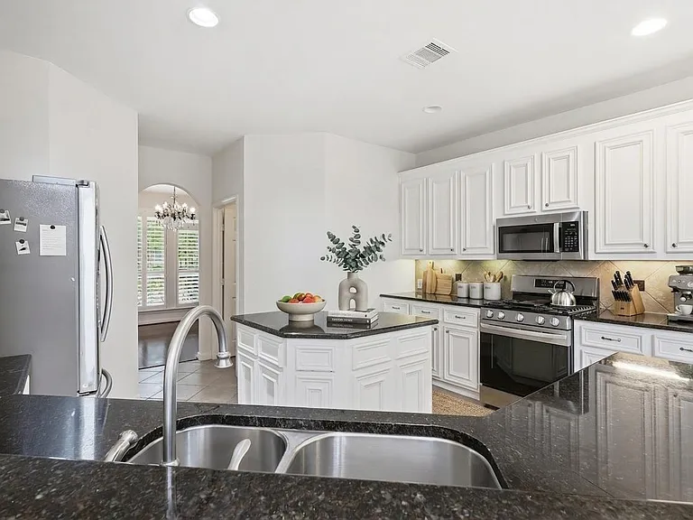 26227 Bright Dawn Ct — Photo 10