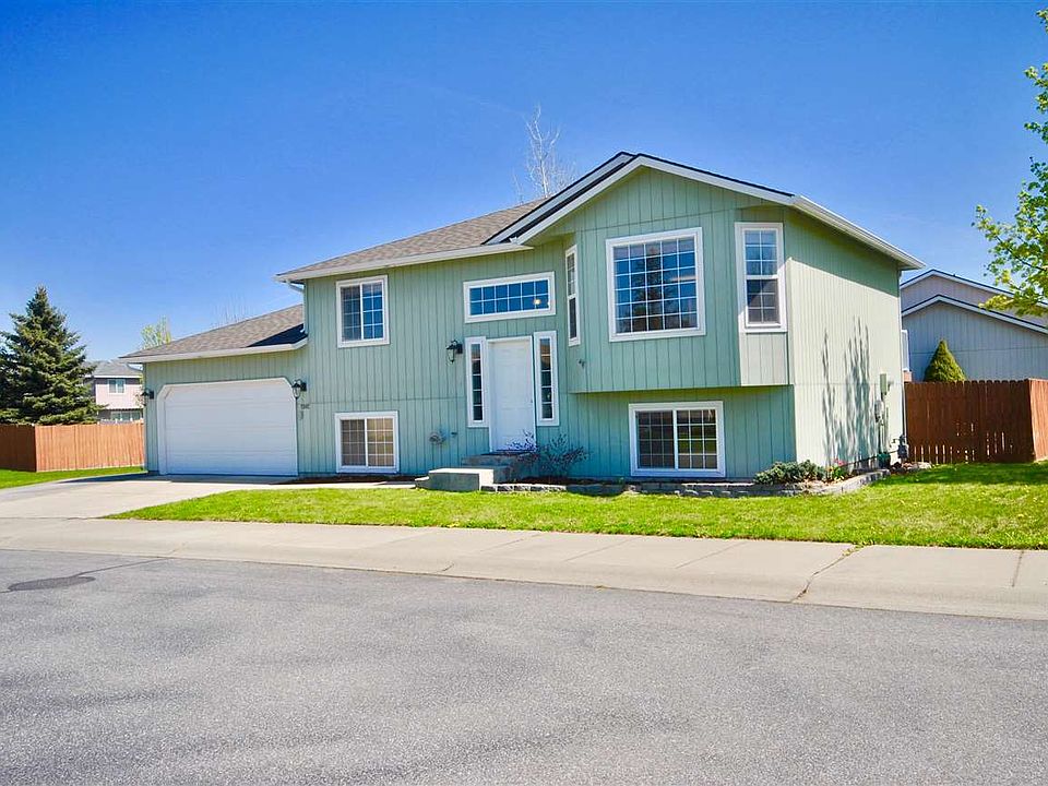 1st image of 2002 N Harmony Ln
