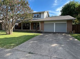 517 Sage Valley Dr, Richardson, TX 75080