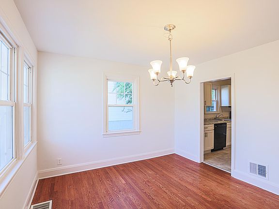4th image of 7010 Willowdale Dr