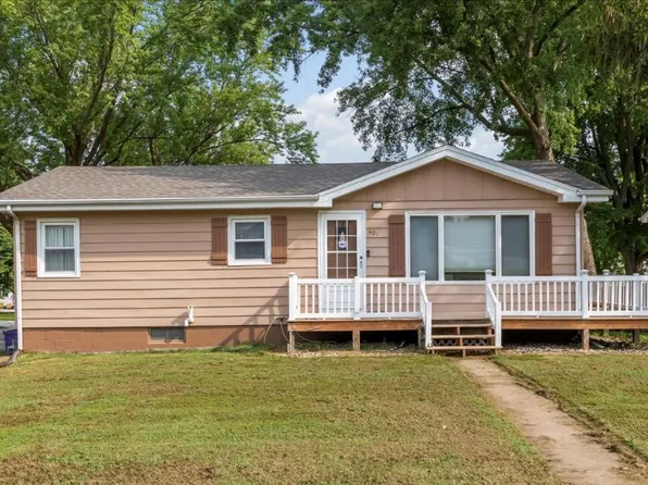 601 E Nishna Rd, Shenandoah, IA 51601