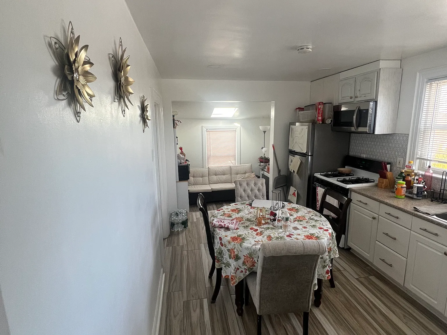 93 Halstead Ave — Photo 1
