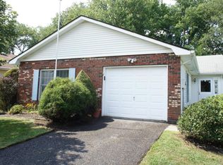 13 Dartmoor Rd, Brick, NJ 08724