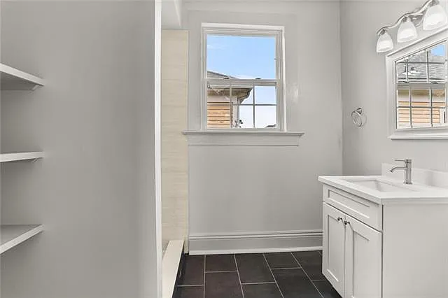 3823 Dryades St — Photo 12