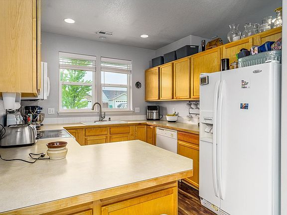 2nd image of 12506 W Meadow Ct