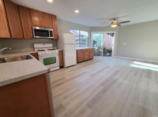 1956 Commons Ct, Windsor, CA 95492