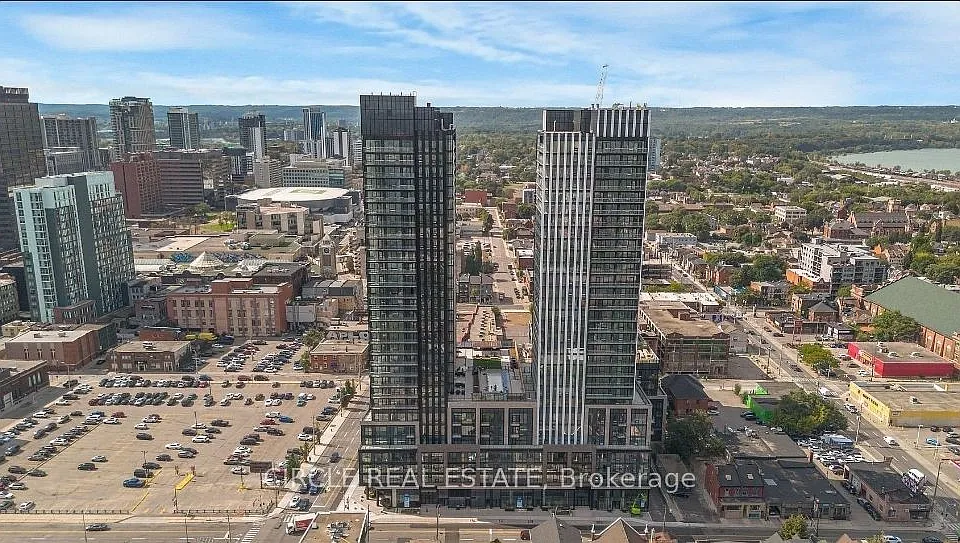 91 John St S #903