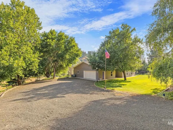 1091 Cedar Ridge Rd, Kendrick, ID 83537