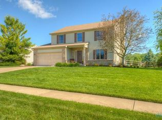 7712 Winter Sweet Dr, Holland, OH
