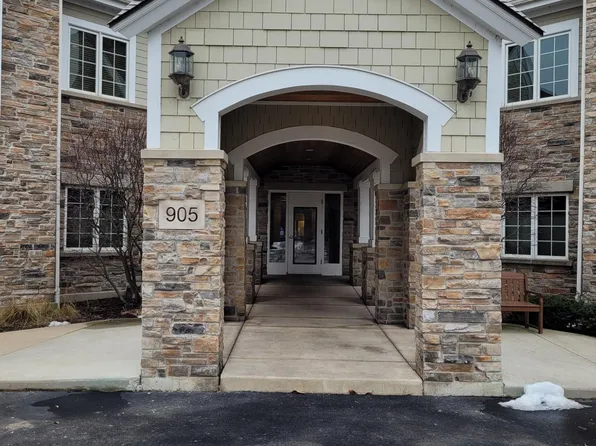 905 West Fairy Chasm ROAD #204, Bayside, WI 53217