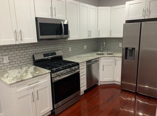 302 Richmond St #18, Philadelphia, PA 19125
