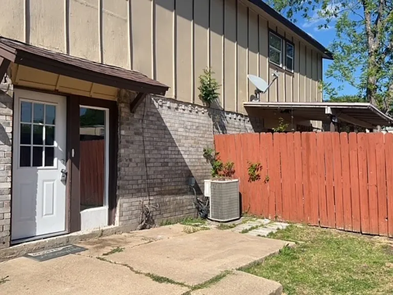 109 Kevin Ln — Photo 38