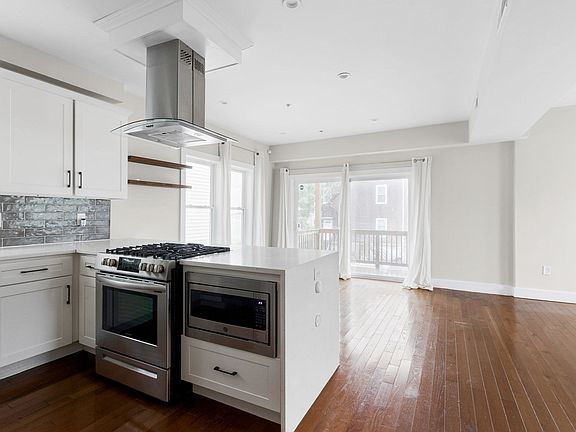 2nd image of 71 Savin St #2