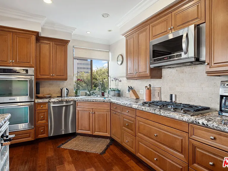 12115 San Vicente Blvd #311 — Photo 13