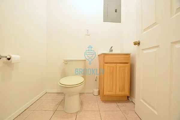 Rented by null | media 21