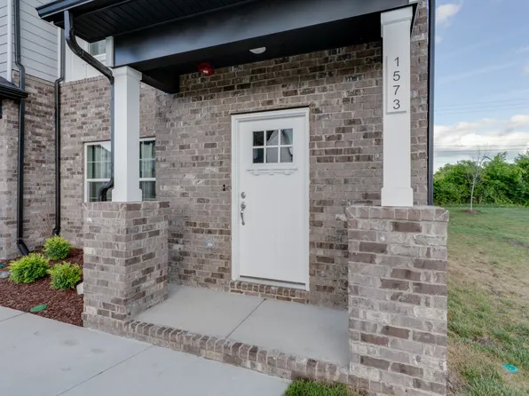 1573 Elliott Williams Pvt Way, Gallatin, TN 37066