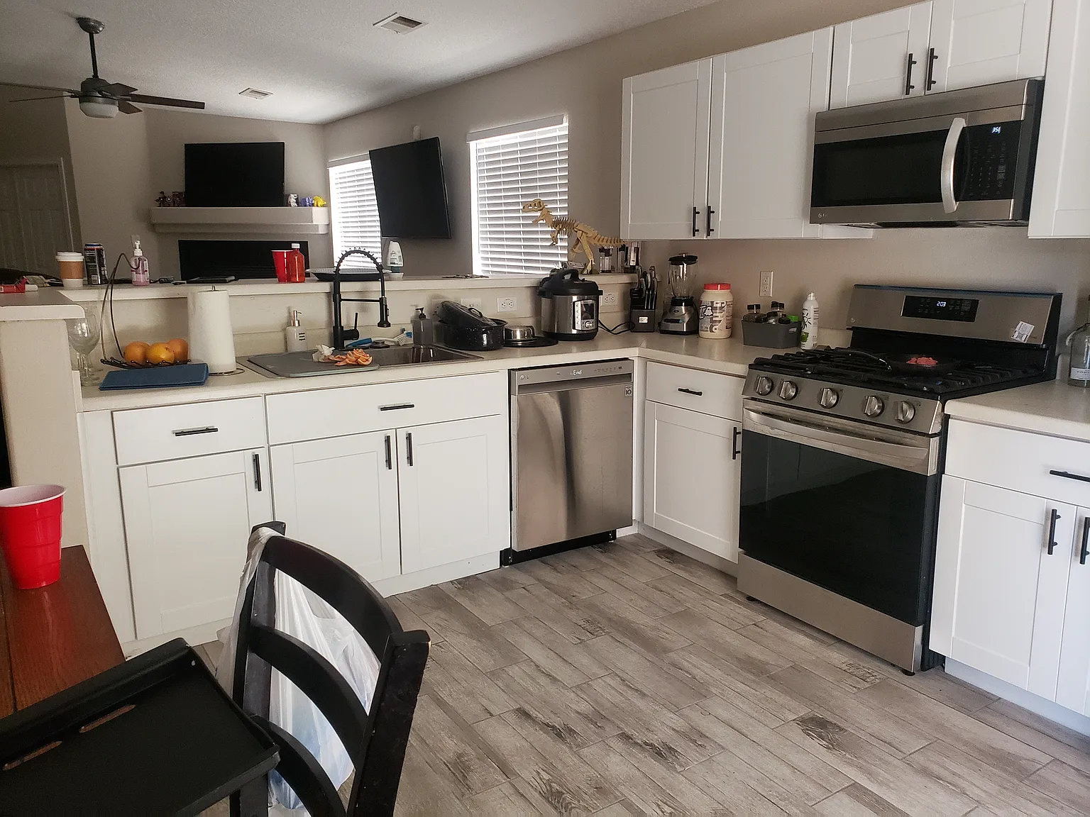 4 bed, 1580 sqft, $2,500 — Photo 2