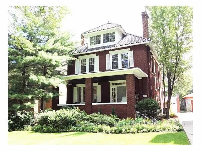 1543 Shady Ave photo 1
