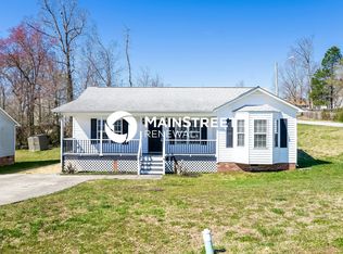 103 Red Bud Ln, Thomasville, NC 27360