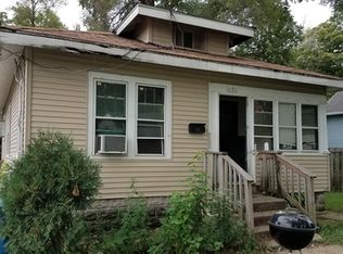 1026 Sill Ave, Aurora, IL 60506