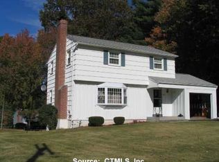 105 Whitehall Dr, East Hartford, CT 06118
