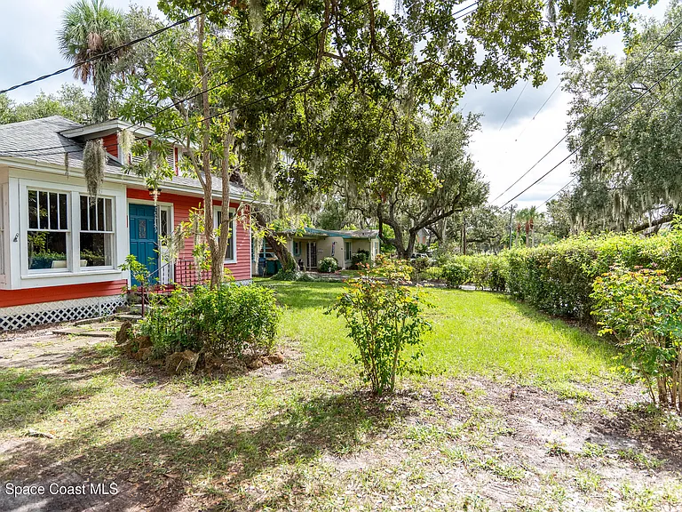 1211 Houston St — Photo 23