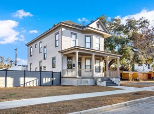 402 W 41st St #A, Savannah, GA 31401