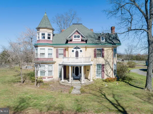 23329 Somerville Rd, Mitchells, VA 22729