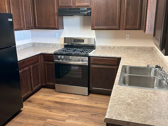 5th image of 14311 Gil Reyes Dr Unit D