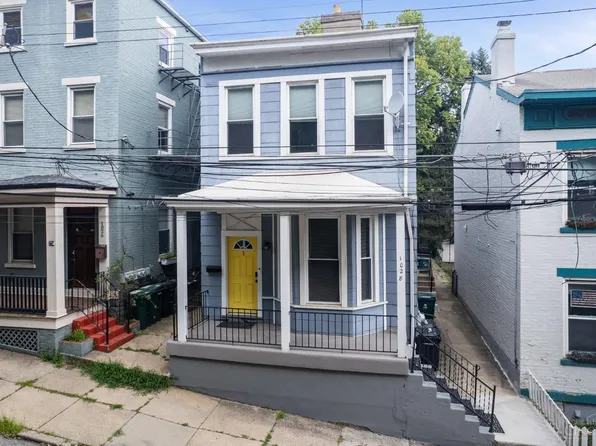 1028 Paradrome St, Cincinnati, OH 45202