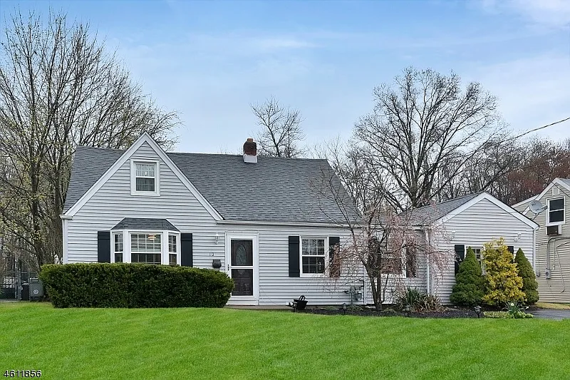 13 Brookside Ave photo 1