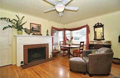 4th image of 1027 E Orange Grove Ave